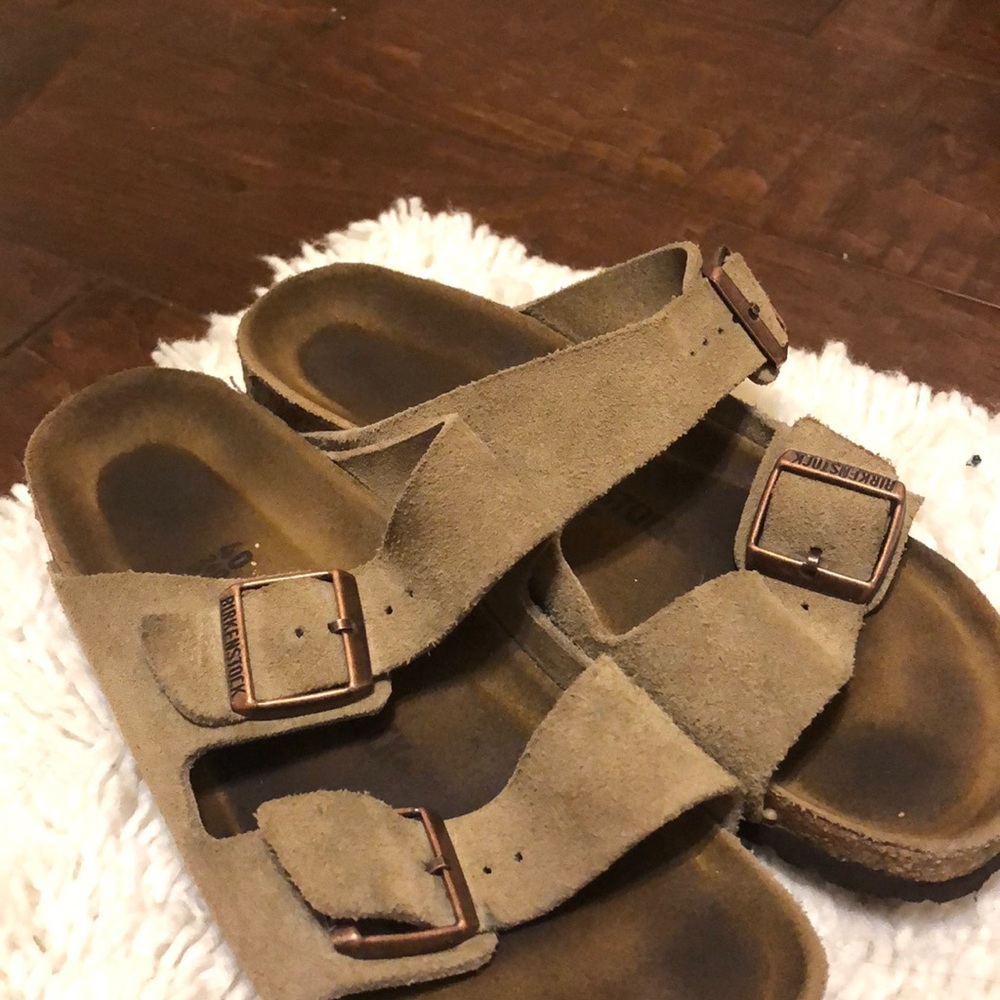 Birkenstocks tan